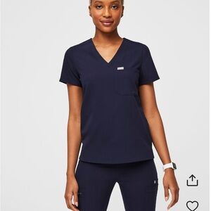 Figs Women's Navy Scrub Top